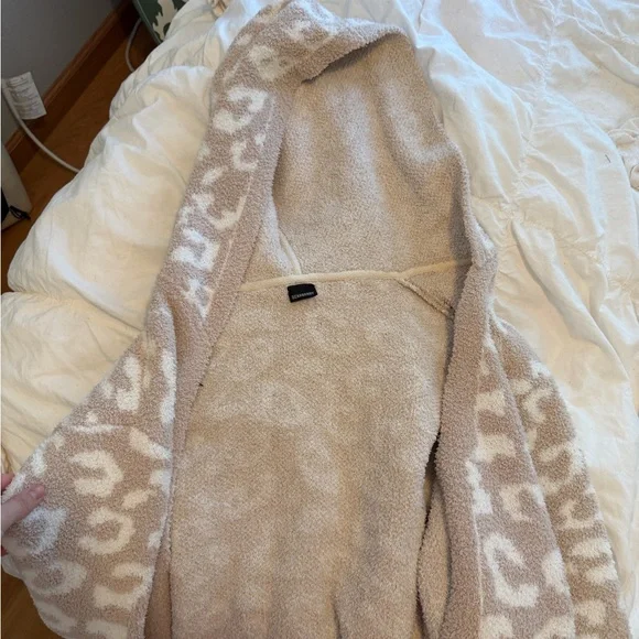 BEARBERRY cozy robe - Picture 14 of 14